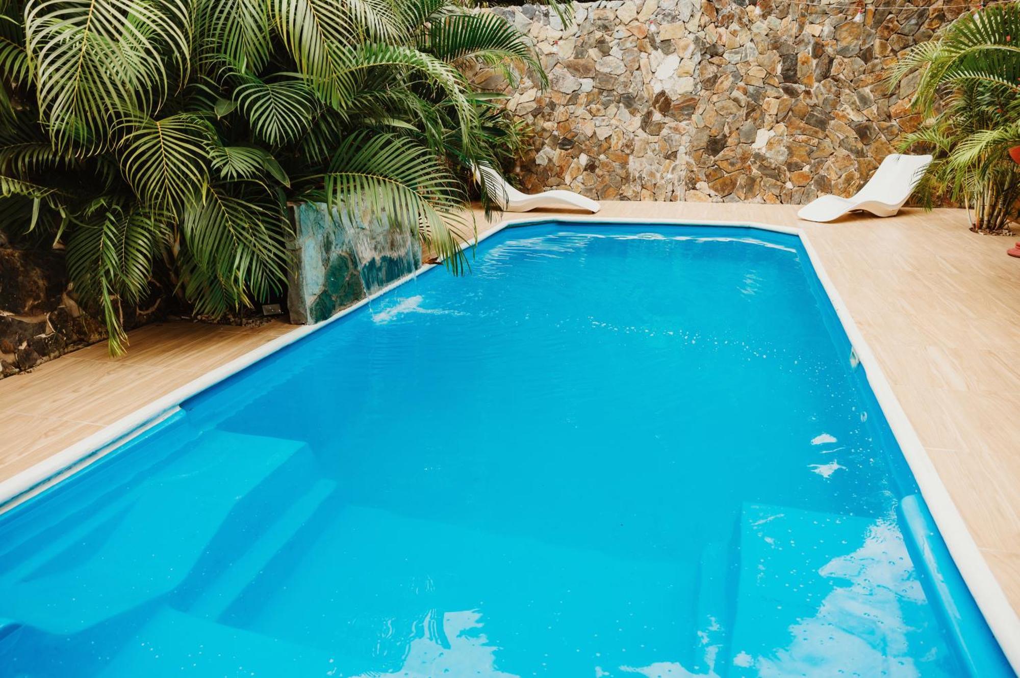 Kasakola Hotel Palomino Bagian luar foto