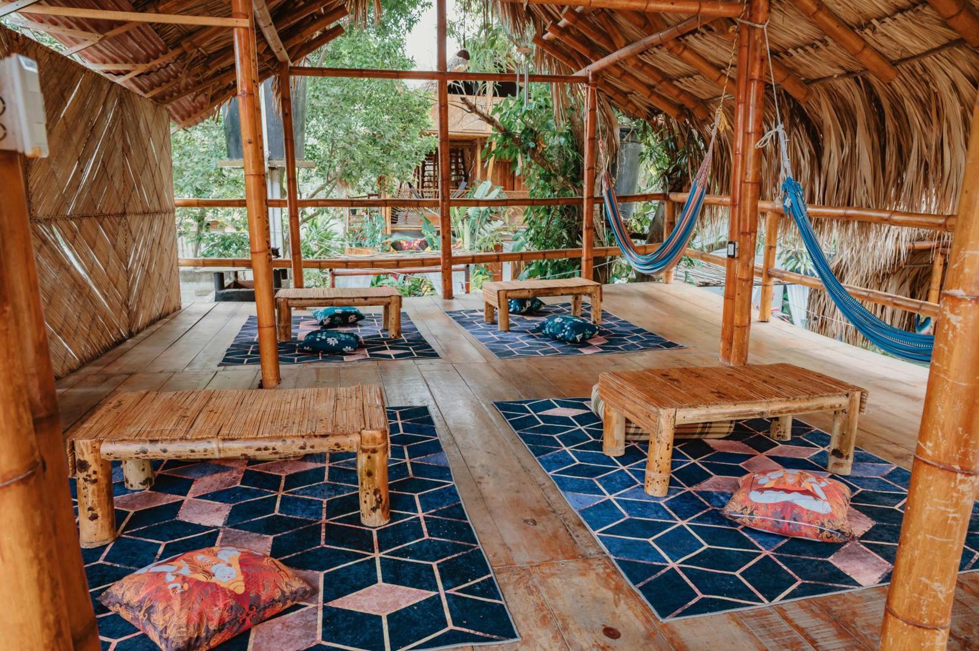 Kasakola Hotel Palomino Bagian luar foto