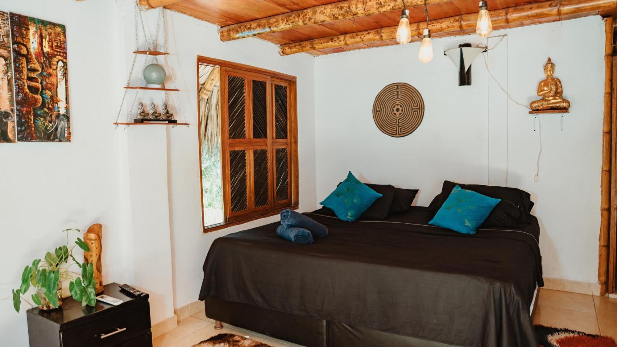 Kasakola Hotel Palomino Bagian luar foto