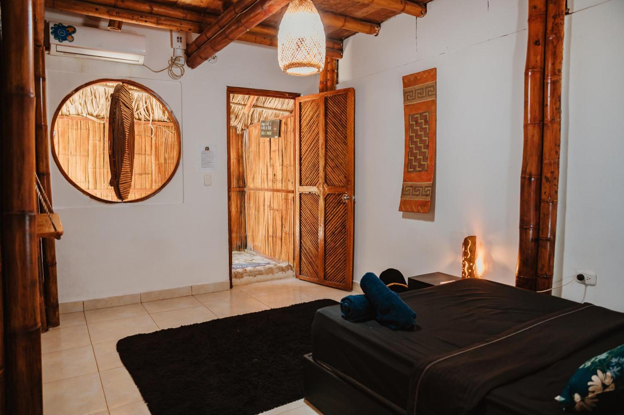 Kasakola Hotel Palomino Bagian luar foto